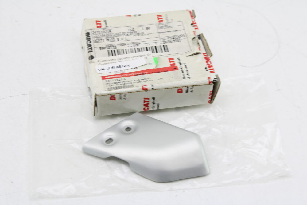 Protezione pedana pilota destra pedana anteriore ducati monster s2r s4r s4rs