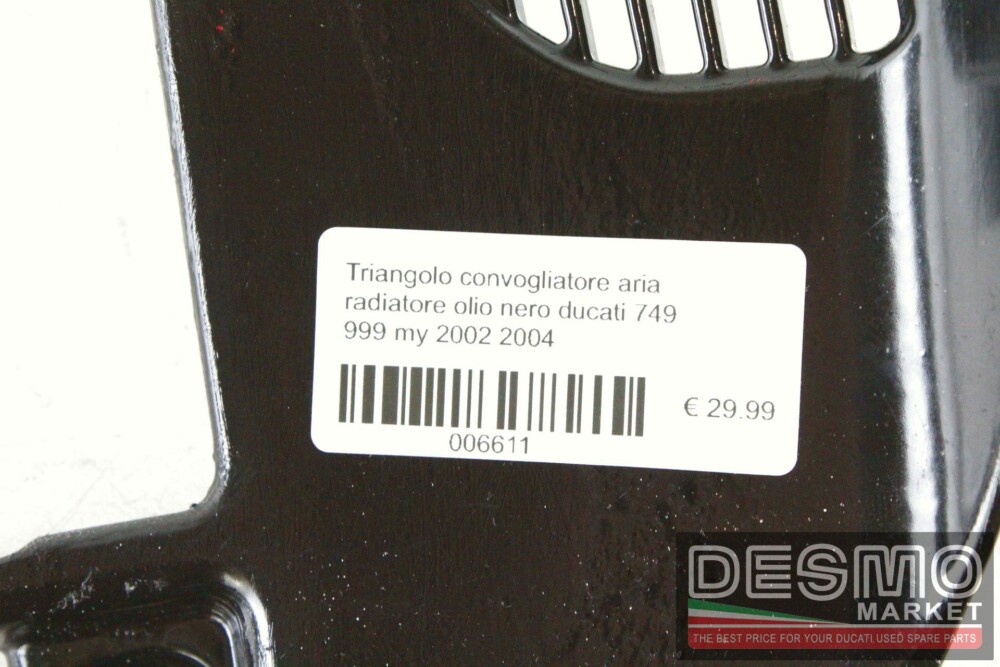 Triangolo convogliatore aria radiatore olio nero ducati 749 999 my 2002 2004