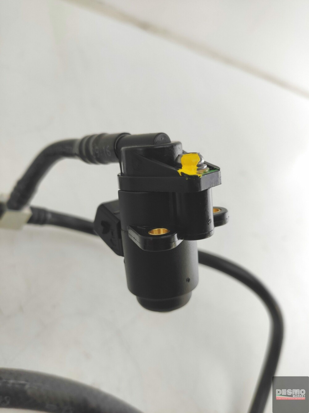 Fuel tube injectors group 12 holes ducati 1098 - Image 3