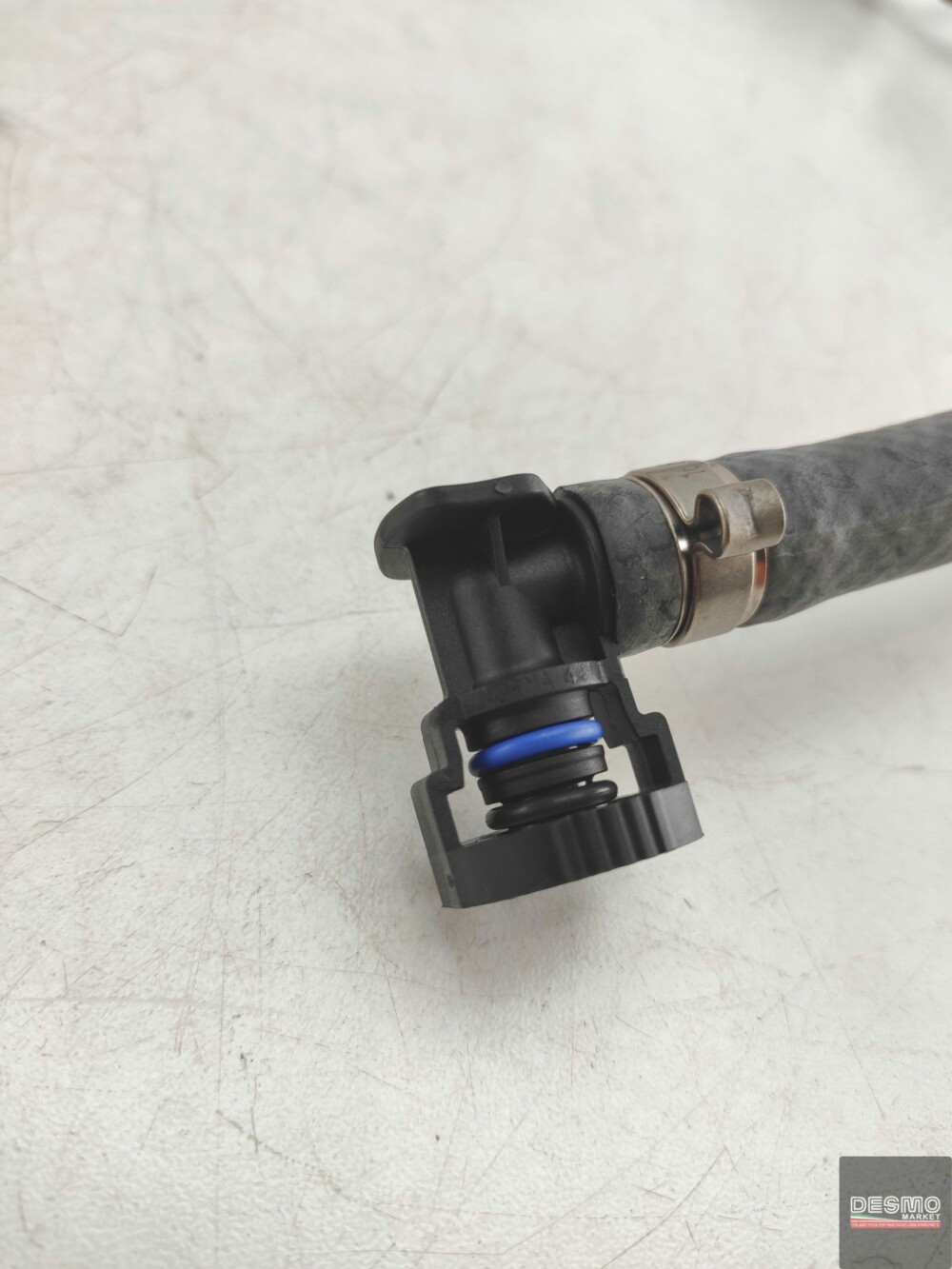 Fuel tube injectors group 12 holes ducati 1098 - Image 4