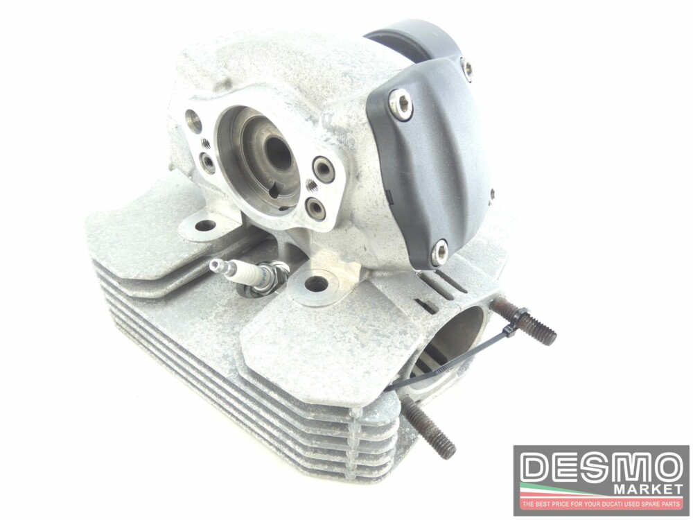 Testa testata cilindro verticale incompleta ducati monster 696