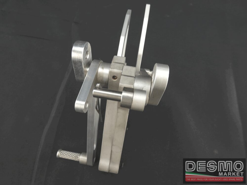 Pedane CNC argento universali con leva cambio freno e paratacchi 60 mm