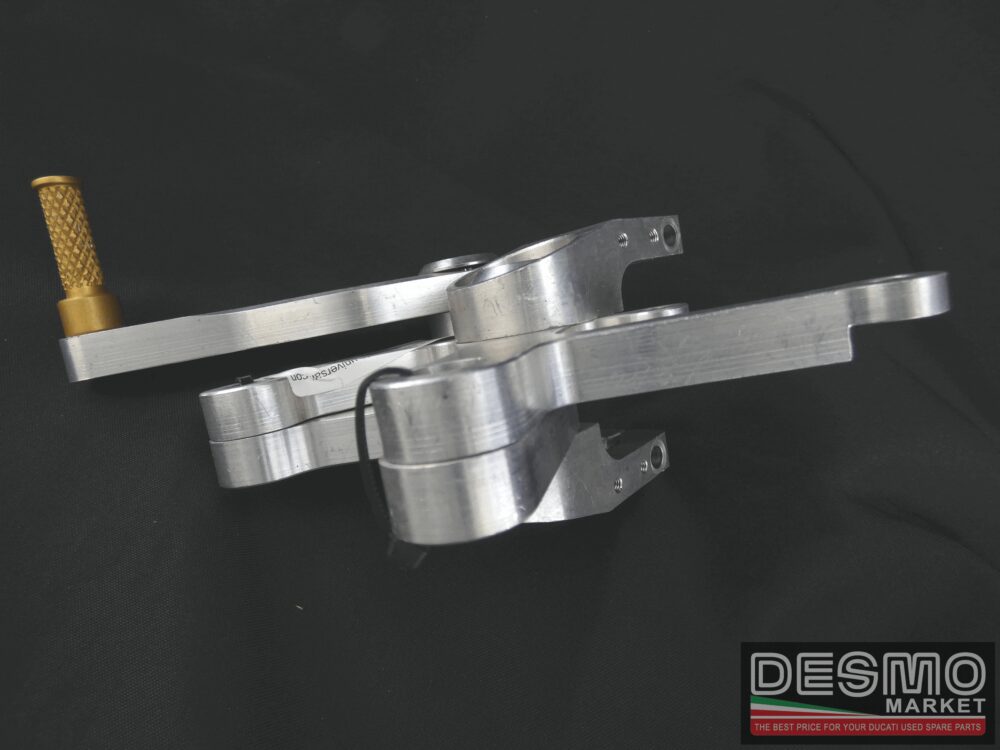 Pedane CNC argento universali con leva freno interasse 80 mm