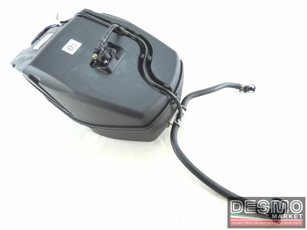 Airbox completo di girotubi e iniettori 12 fori Ducati 848 1098 1198
