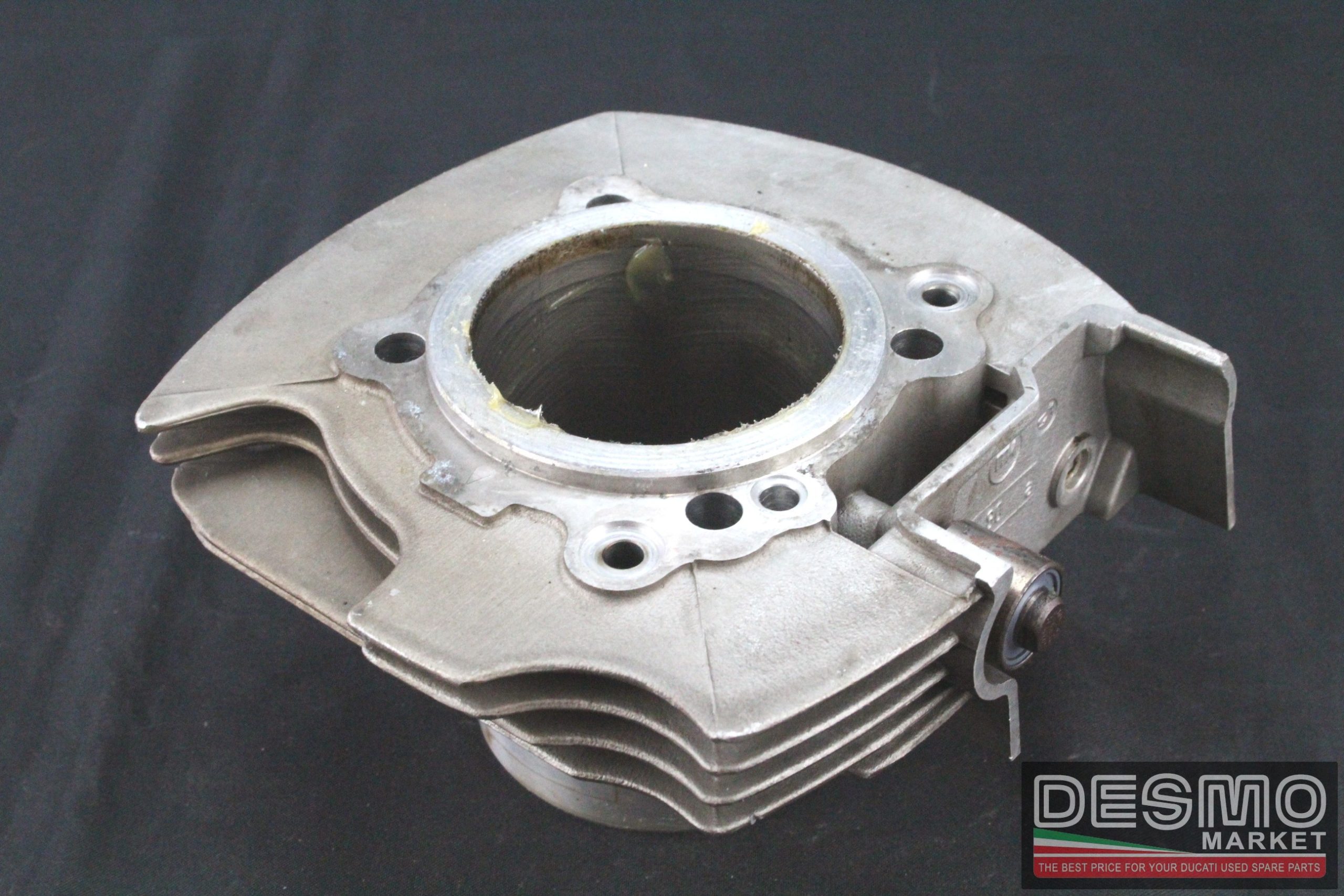 Ducati monster cylinder clearance