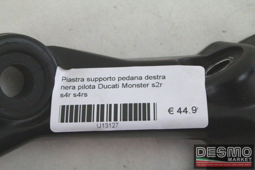 Piastra supporto pedana destra nera pilota Ducati Monster s2r s4r s4rs