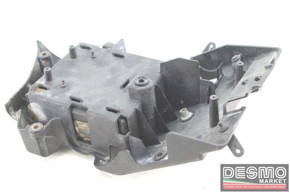 Vano supporto batteria 749 999