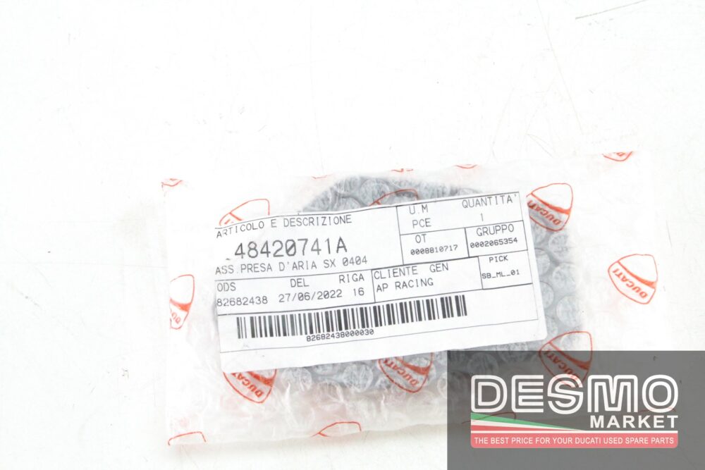 Presa aria sinistra Ducati Monster 696 795 796 1100