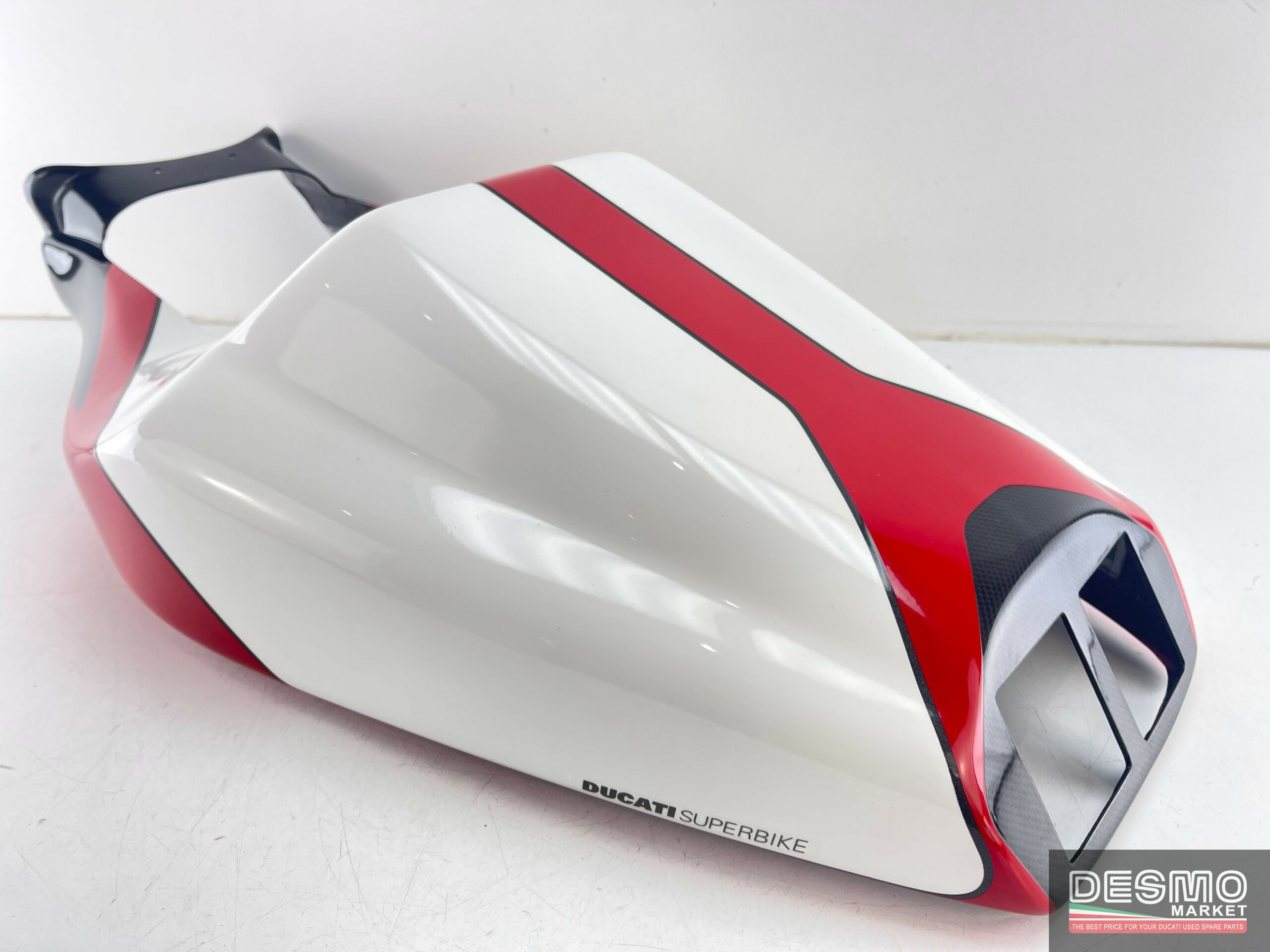 Codone monoposto carbonio colorazione Ducati 998r 998R