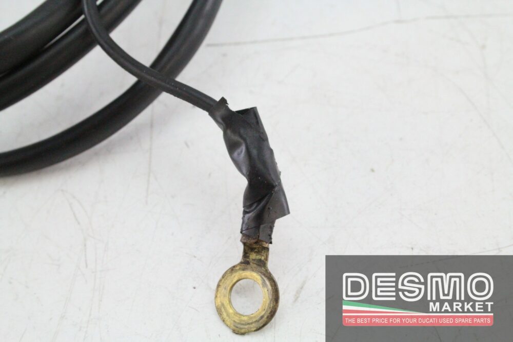 Universal motorcycle cigarette lighter socket with fuse holder - Image 3
