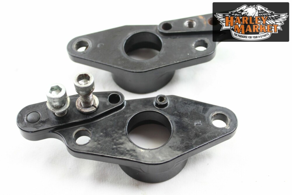 Staffa montaggio forcellone poggiapiedi Harley Davidson 93-02 Touring