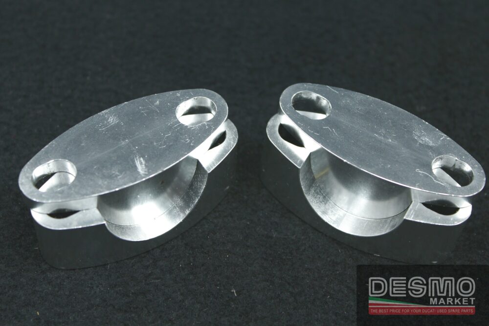 28mm handlebar lifts Ducati