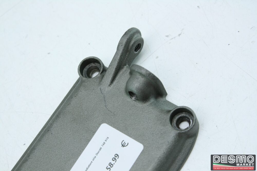 Coperchio punterie valvole supporto radiatore olio Ducati 748 916