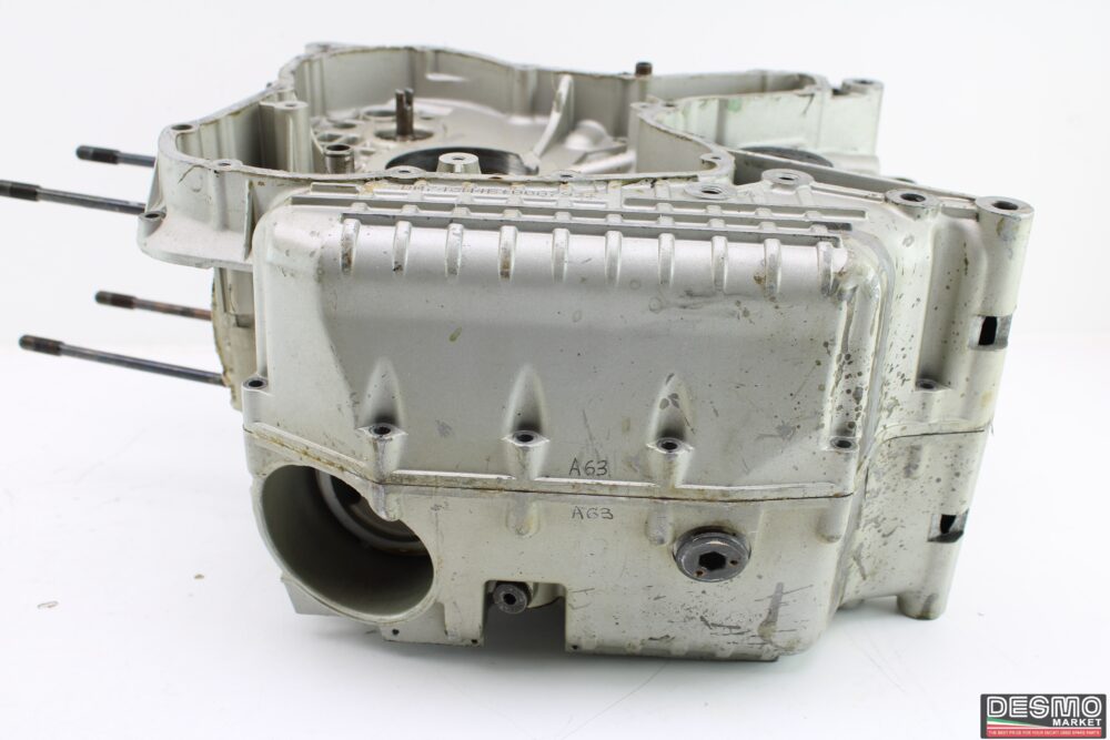 Casse motore Ducati 748