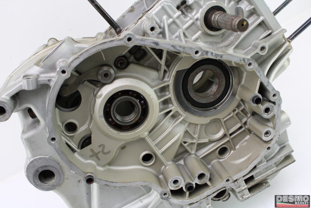 Casse motore Ducati 748