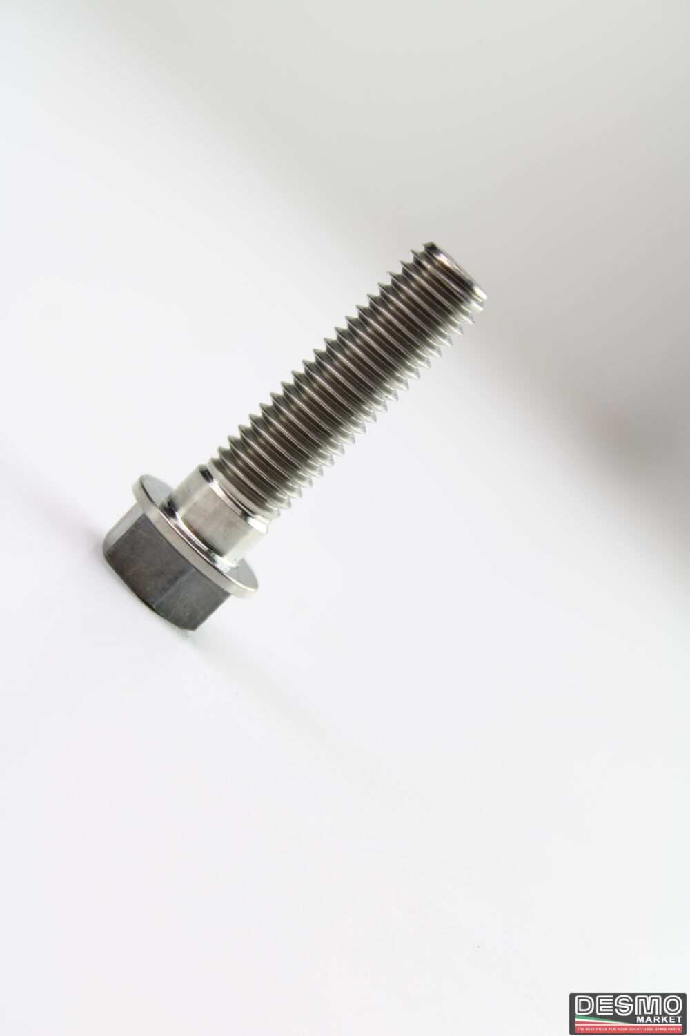 Vite bulloni titanio NCR testa esagono flangiata TEF M8x30 passo 1,25