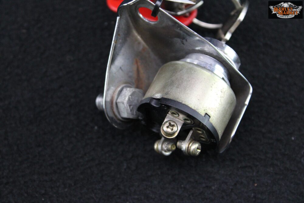 Blocchetto accensione con chiave universale moto