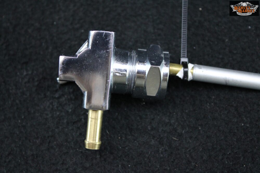 Rubinetto benzina 22mm 90 gradi Universale moto