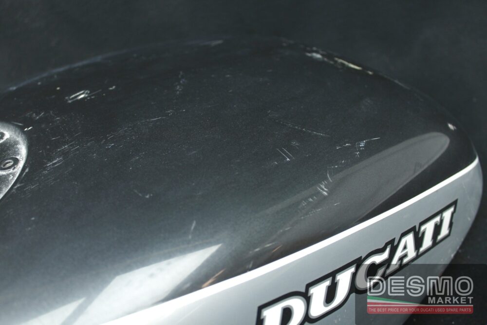 Grey black fuel tank Ducati Supersport 750 900 MY 1987 1990 - Image 8