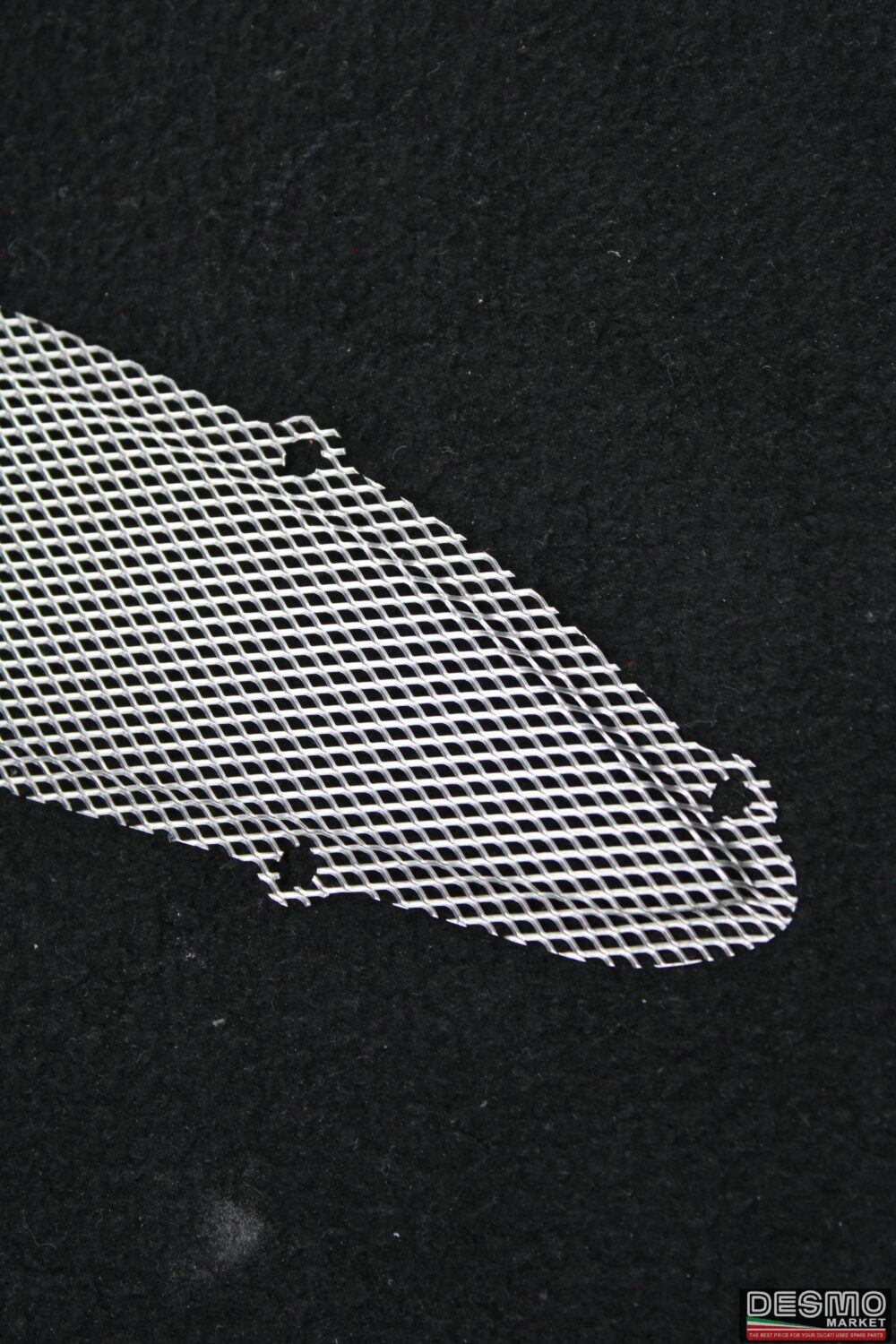 Grille net right Ducati multistrada V4 - Image 3