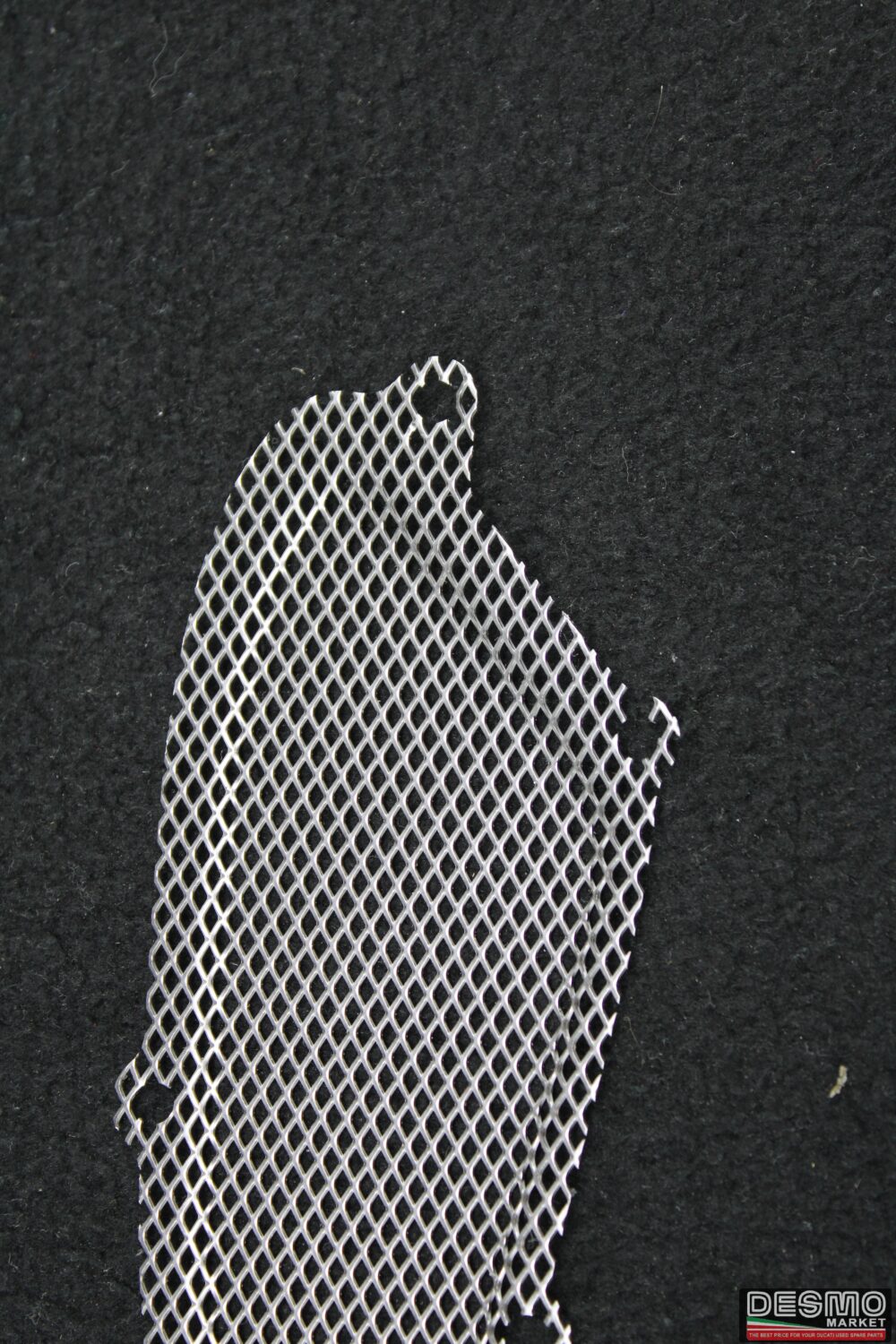 Grille net right Ducati multistrada V4 - Image 4