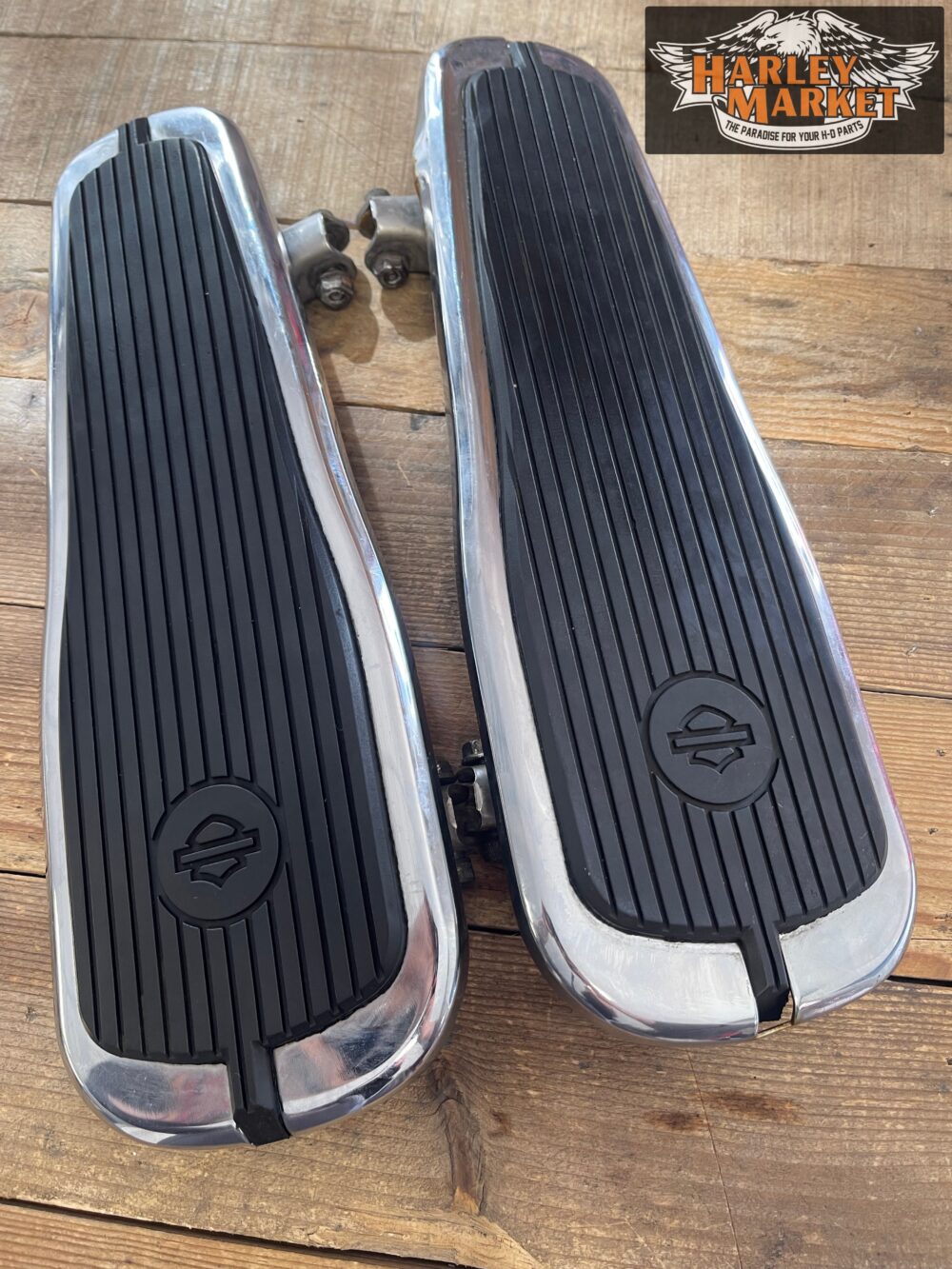 Pedane poggiapiedi Harley Davidson Softail FLSTNI - immagine 2