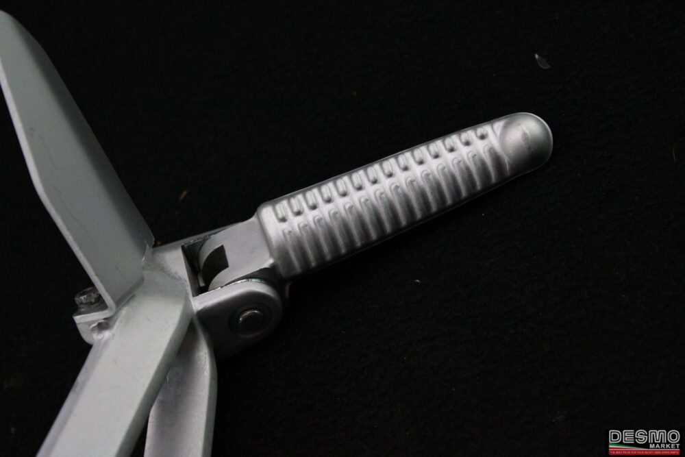 Piastra pedana passeggero sinistra Ducati 749 1000 - immagine 3