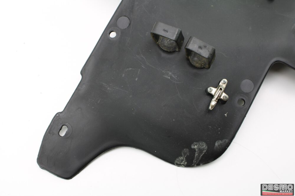 Sotto codone paratia calore plastica Ducati 748 916 996 998 - immagine 9