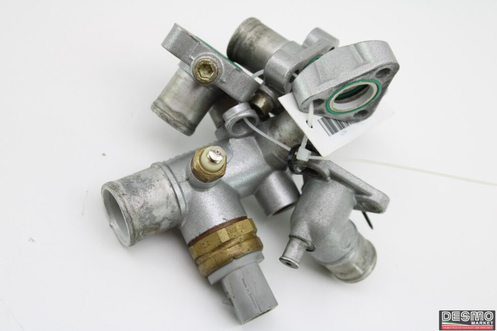 Kit raccordi Tubazioni acqua Ducati 748 996  916