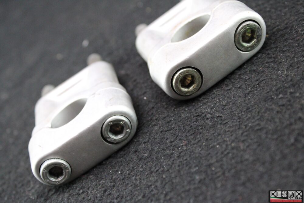 Cavallotti riser manubrio 22mm Ducati Monster i.e. IE - immagine 4