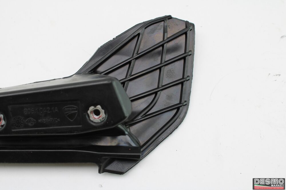 Maniglia passeggero destra Ducati Supersport 950 950s - immagine 3