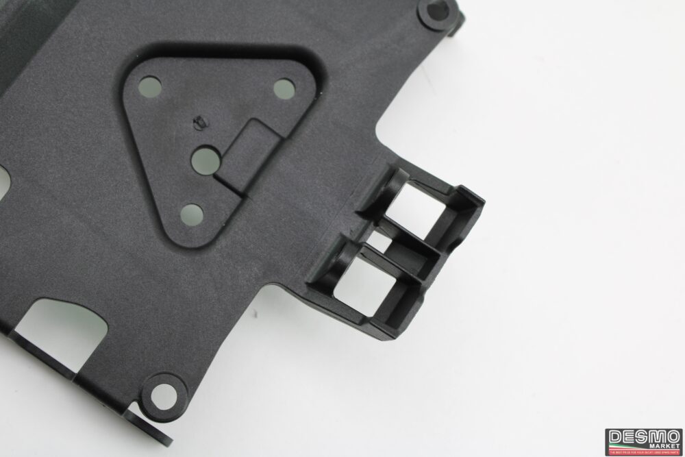 Porta targa USA Ducati Monster 1100 1200 - immagine 5