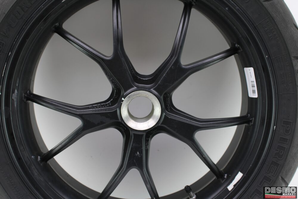 Cerchio ruota posteriore Ducati 848 S4R 916 Hypermotard - immagine 2