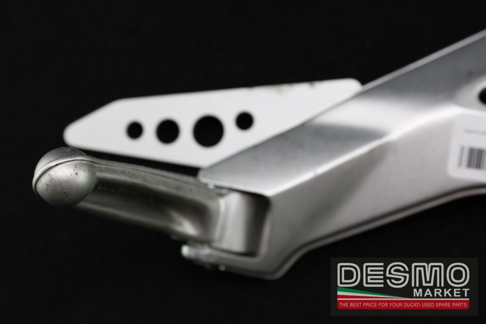 Supporto pedana passeggero sinistra Ducati Hypermotard 796 1100 - immagine 2