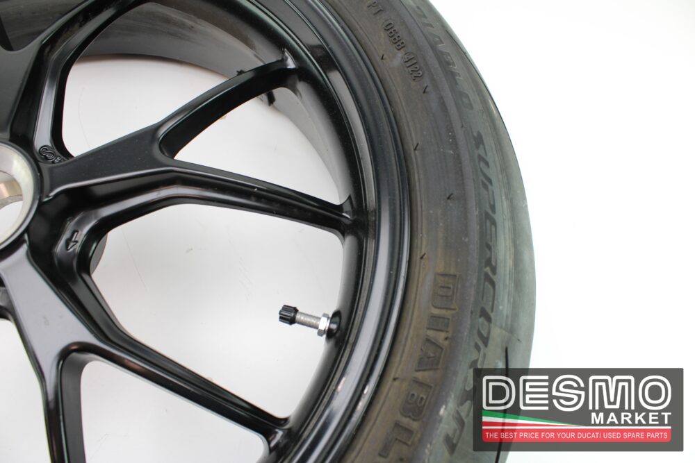 Cerchio posteriore Ducati 10 razze monta su molti modelli con perno picco - immagine 4