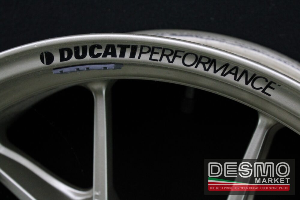 Cerchio posteriore Ducati 17,5,5 749 999 - immagine 3