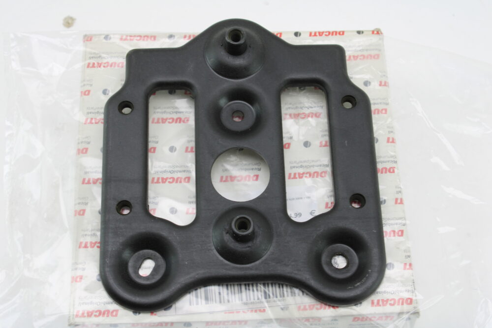 piastra staffa portapacchi Ducati multistrada 620 1000 1100