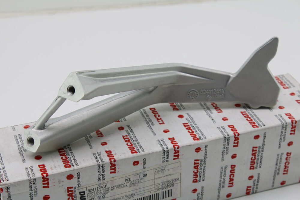piastra staffa cavalletto laterale Ducati Monster 620 750IE 900 IE - immagine 2