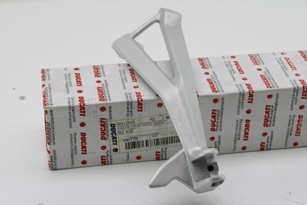 piastra staffa cavalletto laterale Ducati Monster 620 750IE 900 IE - immagine 3