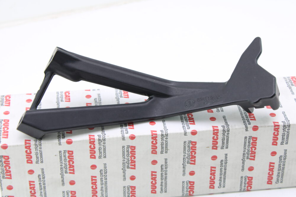 staffa piastra pedana passeggero  destra DX Ducati 1198 - immagine 2