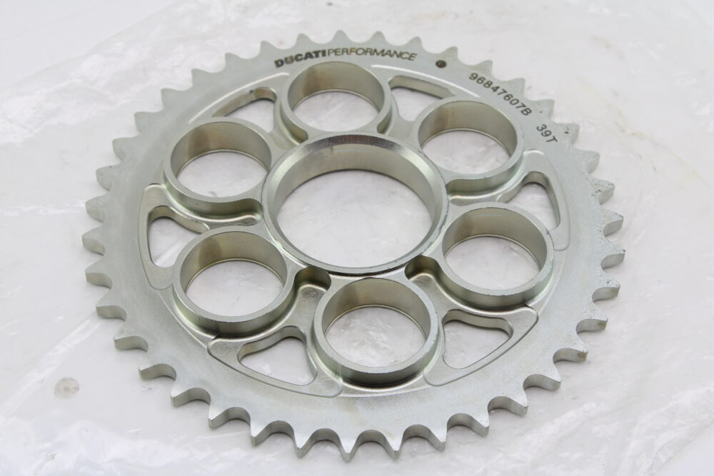 corona Z39 passo 525 6 fori Ducati 1198 Diavel Panigale