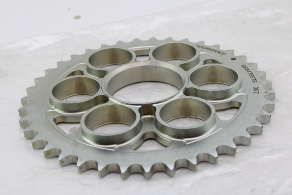 corona Z39 passo 525 6 fori Ducati 1198 Diavel Panigale - immagine 4