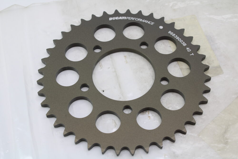 corona ergal Ducati Performance Z40 passo 525 Ducati 749 999