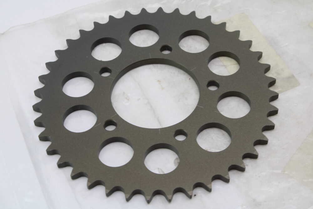 corona ergal Ducati Performance Z40 passo 525 Ducati 749 999 - immagine 2
