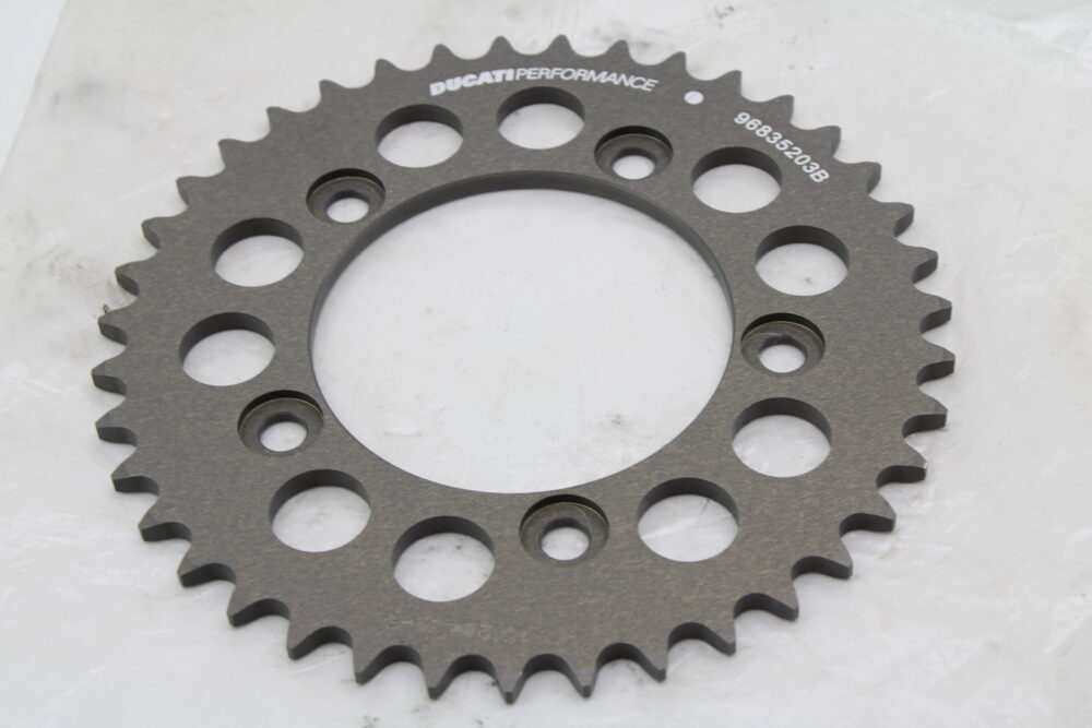 corona ergal Ducati Performance Z39 passo 520 Ducati 749 999