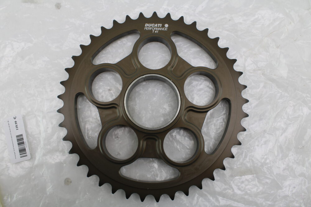 corona ergal  Ducati Perfomance Z41 passo 520  Monster S4R S4RS 748 - immagine 2