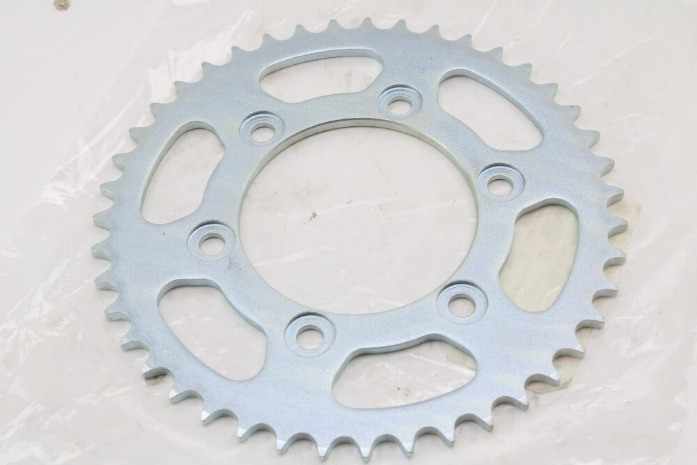 corona Z43 passo 520 Ducati Monster 600 750 620 695