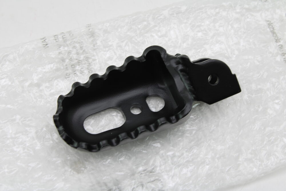 pedana poggiapiede pilota destra DX  Ducati Hypermotard 1100 - immagine 2