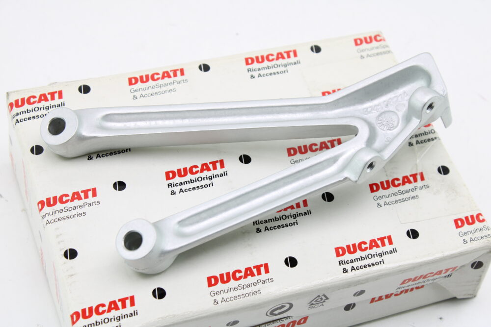 piastra staffa pedana passeggero sinistra  SX 749 999 - immagine 2