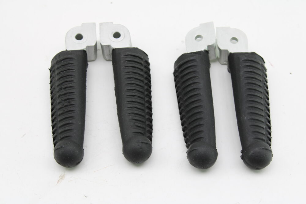 Kit 4 pedane gommate Ducati Multistrada 1000 1100 620 - immagine 2